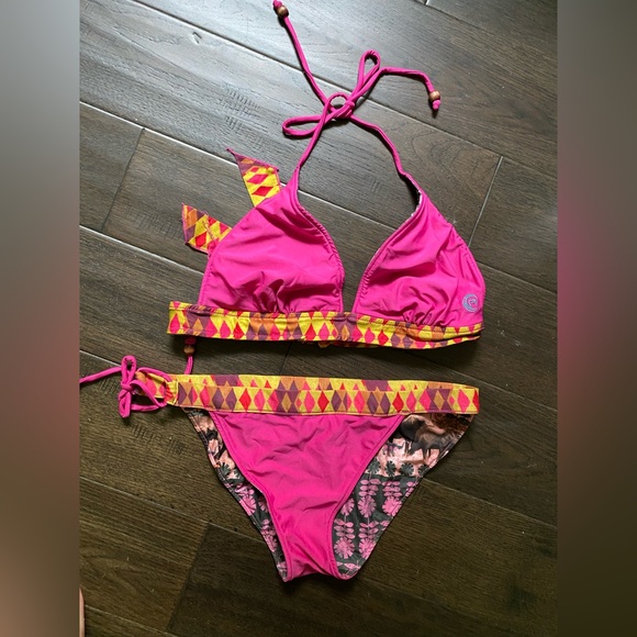 Aaron Chang reversible bikini EUC L - Picture 5 of 7